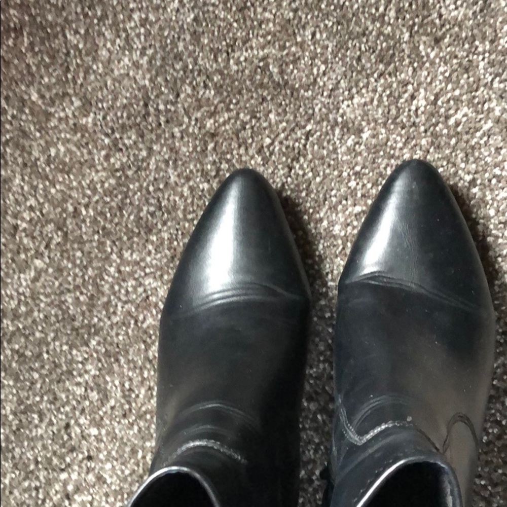Heeled booties - Picture 2 of 3
